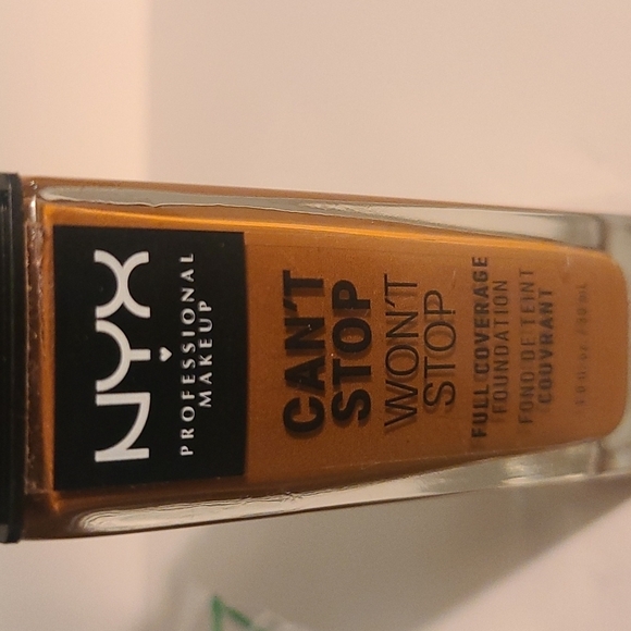NYX Can't stop won't stop full coverage foundation - Picture 2 of 2
